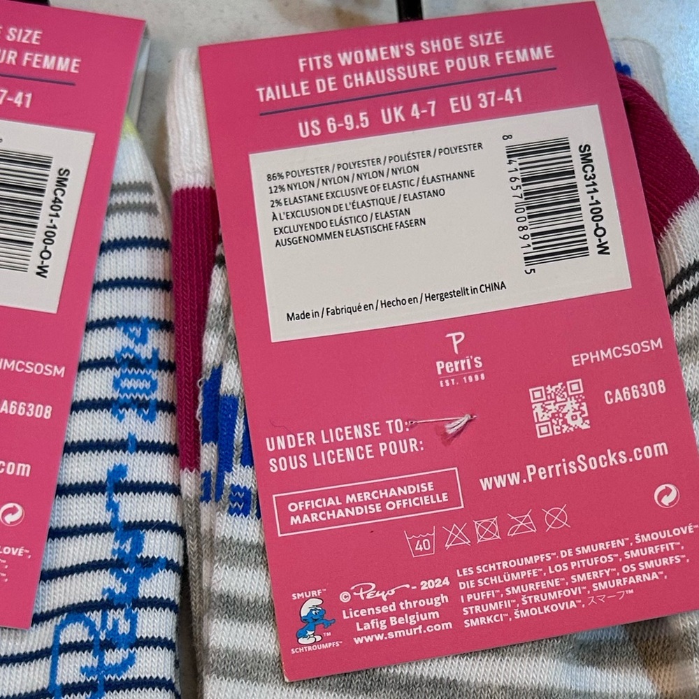 🔴 SMURFETTE Stripe socks 2 Pair Womens Shoe 6-9.5 NWT Ankle or Crew Smurf - Picture 5 of 6